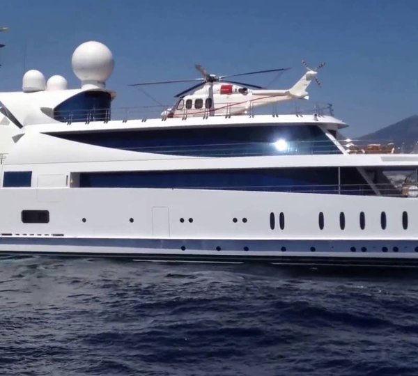 swift 141 mega yacht